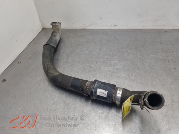 Gebruikte Intercooler Slang Ford Transit Custom 2.2 TDCi 16V Prijs € 15,75 Margeregeling aangeboden door C&J Bedrijfsauto's & Onderdelen