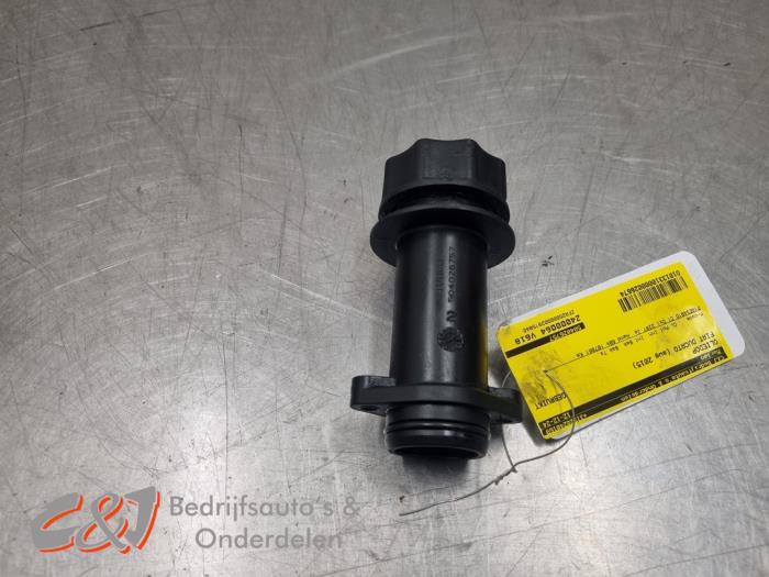 Gebruikte Oliedop Fiat Ducato (250) 2.3 D 130 Multijet Prijs € 10,50 Margeregeling aangeboden door C&J Bedrijfsauto's & Onderdelen