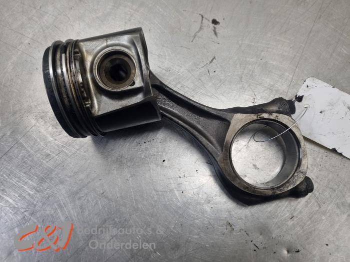 Gebruikte Zuiger Fiat Ducato (250) 2.3 D 130 Multijet Prijs € 52,50 Margeregeling aangeboden door C&J Bedrijfsauto's & Onderdelen