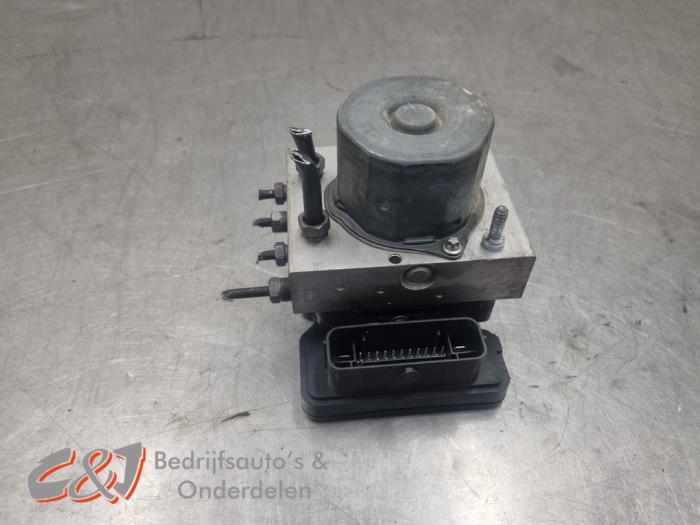 Gebruikte ABS Pomp Ford Transit Custom 2.2 TDCi 16V Prijs € 68,25 Margeregeling aangeboden door C&J Bedrijfsauto's & Onderdelen