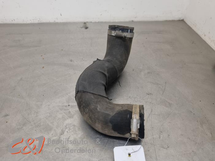 Gebruikte Intercooler Slang Ford Transit Custom 2.2 TDCi 16V Prijs € 15,75 Margeregeling aangeboden door C&J Bedrijfsauto's & Onderdelen