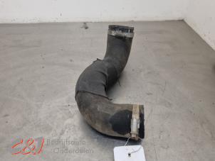 Gebruikte Intercooler Slang Ford Transit Custom 2.2 TDCi 16V Prijs € 21,00 Margeregeling aangeboden door C&J Bedrijfsauto's & Onderdelen