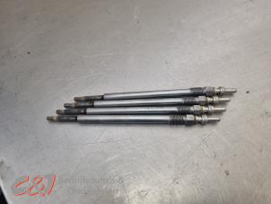 Gebruikte Gloeikaars Peugeot Partner (EA//EF/EN/EU) 1.5 BlueHDi 100 Prijs € 42,00 Margeregeling aangeboden door C&J Bedrijfsauto's & Onderdelen