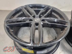 Gebruikte Sportvelgen Set Opel Vivaro 1.6 CDTi BiTurbo Prijs € 157,50 Margeregeling aangeboden door C&J Bedrijfsauto's & Onderdelen