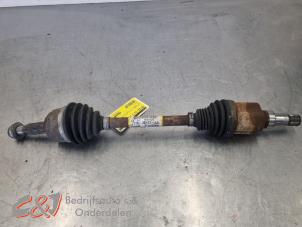 Gebruikte Steekas links-voor Ford Transit Courier 1.5 TDCi 75 Prijs € 68,25 Margeregeling aangeboden door C&J Bedrijfsauto's & Onderdelen