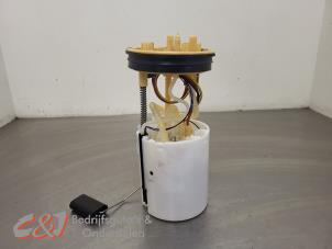 Gebruikte Brandstofpomp Elektrisch Volkswagen Crafter (SY) 2.0 TDI FWD Prijs € 157,50 Margeregeling aangeboden door C&J Bedrijfsauto's & Onderdelen