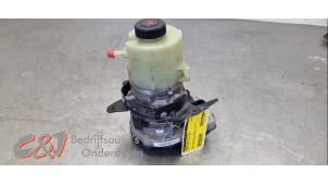 Gebruikte Servopomp Renault Trafic (1FL/2FL/3FL/4FL) 2.0 dCi 16V 150 Prijs € 341,25 Margeregeling aangeboden door C&J Bedrijfsauto's & Onderdelen