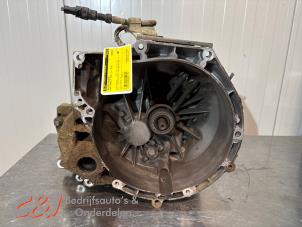 Gebruikte Versnellingsbak Ford Transit Courier 1.6 TDCi Prijs € 498,75 Margeregeling aangeboden door C&J Bedrijfsauto's & Onderdelen