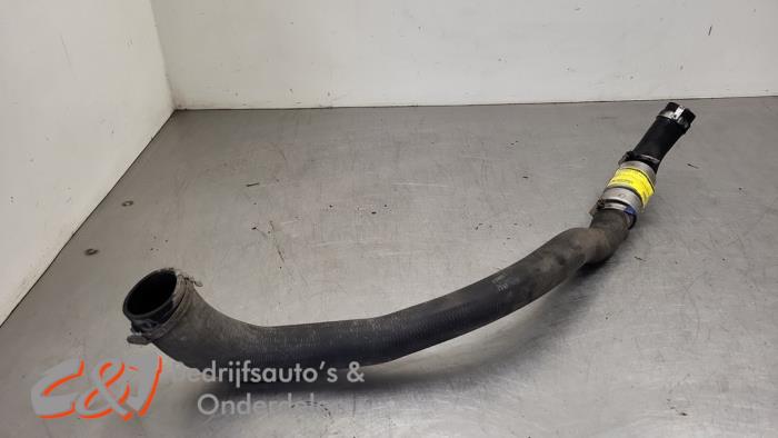 Gebruikte Intercooler Slang Ford Transit 2.2 TDCi 16V Prijs € 15,75 Margeregeling aangeboden door C&J Bedrijfsauto's & Onderdelen