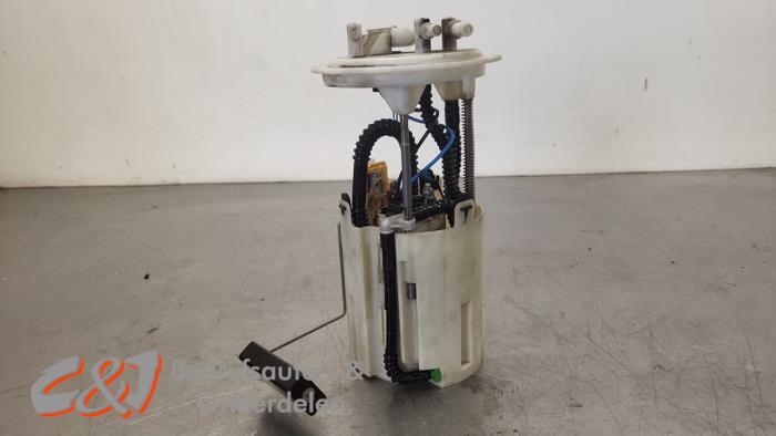 Gebruikte Tank element Pomp Mercedes Vito (639.6) 2.2 111 CDI 16V Prijs € 26,25 Margeregeling aangeboden door C&J Bedrijfsauto's & Onderdelen