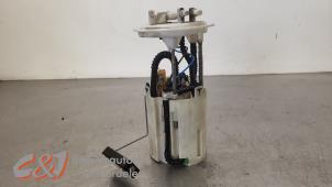 Gebruikte Tank element Pomp Mercedes Vito (639.6) 2.2 111 CDI 16V Prijs € 36,75 Margeregeling aangeboden door C&J Bedrijfsauto's & Onderdelen