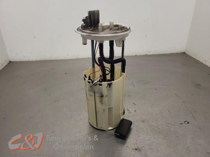 Gebruikte Tank element Pomp Fiat Doblo (223A/119) 1.9 JTD Prijs € 15,75 Margeregeling aangeboden door C&J Bedrijfsauto's & Onderdelen