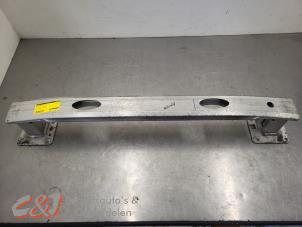 Gebruikte Bumperframe achter Opel Vivaro 2.0 CDTI 122 Prijs € 78,75 Margeregeling aangeboden door C&J Bedrijfsauto's & Onderdelen