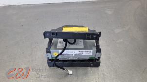 Gebruikte Radio Citroen Jumpy 2.0 Blue HDI 180 Prijs € 330,75 Margeregeling aangeboden door C&J Bedrijfsauto's & Onderdelen