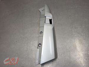 Gebruikte Achterlichtrand rechts Mercedes Vito (447.6) 2.2 119 CDI 16V BlueTEC Prijs € 47,25 Margeregeling aangeboden door C&J Bedrijfsauto's & Onderdelen