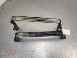 Gebruikte Tank Band Mercedes Vito (447.6) 2.2 119 CDI 16V BlueTEC Prijs € 36,75 Margeregeling aangeboden door C&J Bedrijfsauto's & Onderdelen