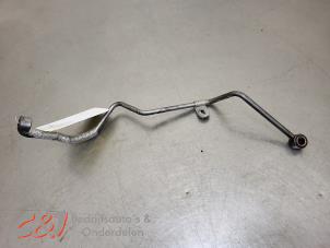 Gebruikte Oliedruk Leiding Opel Movano 2.3 CDTi Biturbo 16V RWD Prijs € 21,00 Margeregeling aangeboden door C&J Bedrijfsauto's & Onderdelen