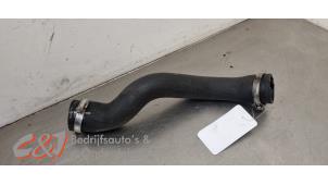 Gebruikte Intercooler Slang Ford Tourneo Connect/Grand Tourneo Connect 1.5 TDCi Prijs € 21,00 Margeregeling aangeboden door C&J Bedrijfsauto's & Onderdelen