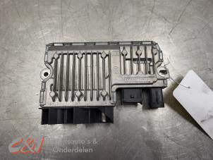 Gebruikte Start/Stop computer Opel Vivaro 2.0 CDTI 122 Prijs € 52,50 Margeregeling aangeboden door C&J Bedrijfsauto's & Onderdelen