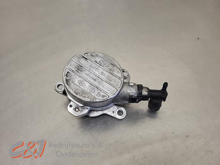 Gebruikte Vacuumpomp (Diesel) Opel Vivaro 2.5 CDTI 16V Prijs € 15,75 Margeregeling aangeboden door C&J Bedrijfsauto's & Onderdelen