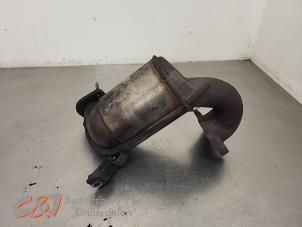 Gebruikte Roetfilter Opel Vivaro 2.5 CDTI 16V Prijs € 210,00 Margeregeling aangeboden door C&J Bedrijfsauto's & Onderdelen