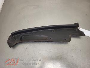 Gebruikte Paravan Mercedes V (447.8) 2.1 220 CDI, 220 d 16V Prijs € 26,25 Margeregeling aangeboden door C&J Bedrijfsauto's & Onderdelen