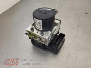 Gebruikte ABS Pomp Opel Combo 1.3 CDTI 16V ecoFlex Prijs € 47,25 Margeregeling aangeboden door C&J Bedrijfsauto's & Onderdelen