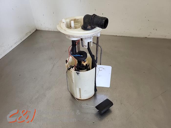 Gebruikte Tank element Pomp Iveco New Daily VI 35C17, 35S17, 40C17, 50C17, 65C17, 70C17 Prijs € 36,75 Margeregeling aangeboden door C&J Bedrijfsauto's & Onderdelen