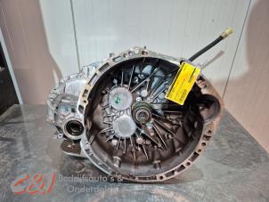 Gebruikte Versnellingsbak Renault Trafic (1FL/2FL/3FL/4FL) 2.0 dCi 16V 150 Prijs € 952,88 Inclusief btw aangeboden door C&J Bedrijfsauto's & Onderdelen