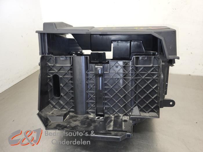 Accubak van een Renault Trafic (1FL/2FL/3FL/4FL) 2.0 dCi 16V 150 2023