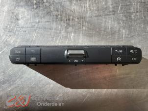 Gebruikte Regelunit Multi Media Mercedes Sprinter 3t (910.6) 211 CDI 2.1 D FWD Prijs € 131,25 Margeregeling aangeboden door C&J Bedrijfsauto's & Onderdelen