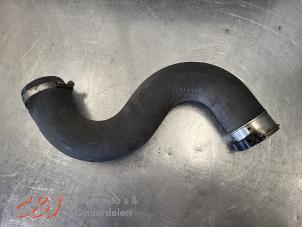 Gebruikte Intercooler Slang Volkswagen Crafter 2.0 BiTDI Prijs € 21,00 Margeregeling aangeboden door C&J Bedrijfsauto's & Onderdelen