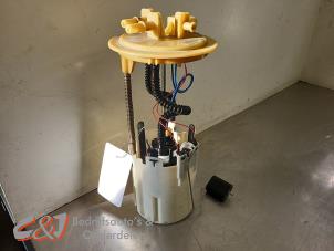 Gebruikte Brandstofpomp Elektrisch Volkswagen Crafter 2.0 BiTDI Prijs € 105,00 Margeregeling aangeboden door C&J Bedrijfsauto's & Onderdelen