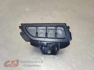 Gebruikte Schakelaar (diversen) Ford Transit Custom 2.0 TDCi 16V Eco Blue 130 Prijs € 21,00 Margeregeling aangeboden door C&J Bedrijfsauto's & Onderdelen