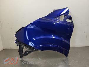 Gebruikte Spatbord links-voor Ford Transit Custom 2.0 TDCi 16V Eco Blue 170 Prijs € 105,00 Margeregeling aangeboden door C&J Bedrijfsauto's & Onderdelen