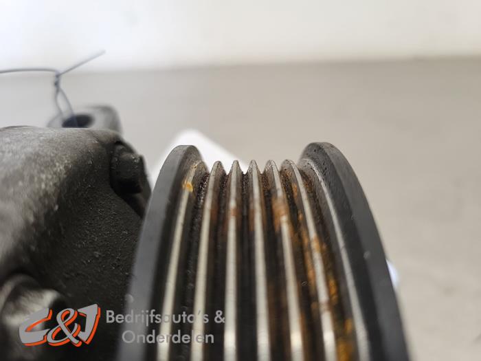 Aircopomp van een Ford Transit Custom 2.0 TDCi 16V Eco Blue 170 2018