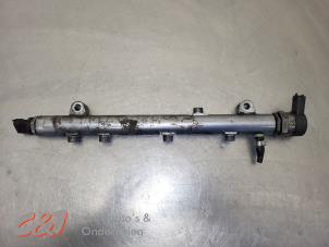 Gebruikte Brandstofverdeler Peugeot Boxer (U9) 3.0 HDi 175 Euro 5 Prijs € 52,50 Margeregeling aangeboden door C&J Bedrijfsauto's & Onderdelen