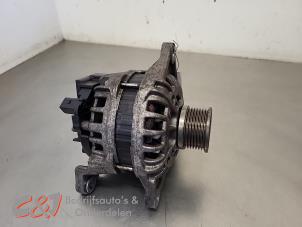 Gebruikte Dynamo Iveco New Daily VI 33S16, 35C16, 35S16 Prijs € 168,00 Margeregeling aangeboden door C&J Bedrijfsauto's & Onderdelen