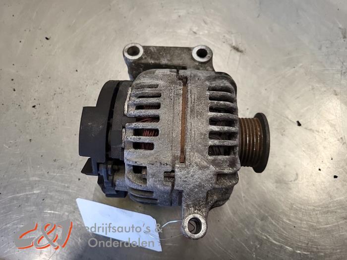 Gebruikte Dynamo Ford Transit 2.0 TDdi 16V 260S Prijs € 21,00 Margeregeling aangeboden door C&J Bedrijfsauto's & Onderdelen