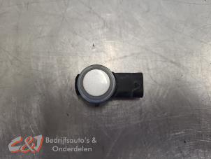 Gebruikte Parkeersensor Mercedes Vito Tourer (447.7) 2.2 116 CDI 16V Prijs € 15,75 Margeregeling aangeboden door C&J Bedrijfsauto's & Onderdelen