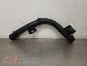 Gebruikte Intercooler Buis Renault Master III (FV) 2.3 dCi 150 16V FWD Prijs € 42,00 Margeregeling aangeboden door C&J Bedrijfsauto's & Onderdelen