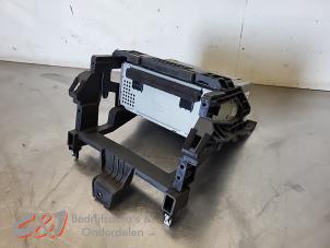 Gebruikte Regelunit Multi Media Ford Transit 2.0 TDCi 16V Eco Blue 130 Prijs € 157,50 Margeregeling aangeboden door C&J Bedrijfsauto's & Onderdelen