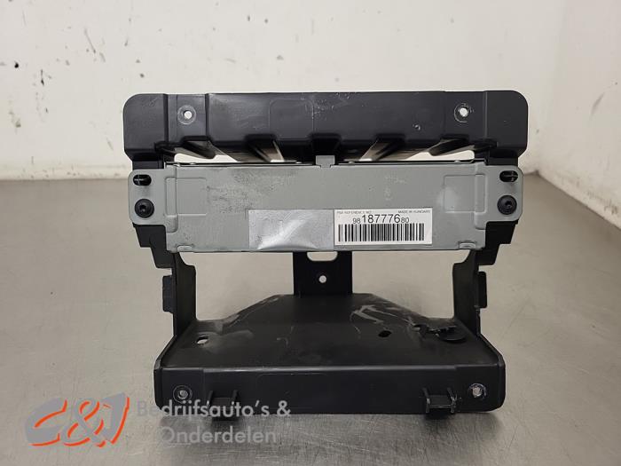 Gebruikte Radio module Citroen Jumpy 1.5 Blue HDi 100 Prijs € 99,75 Margeregeling aangeboden door C&J Bedrijfsauto's & Onderdelen
