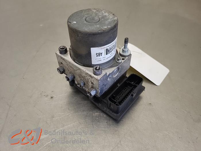 Gebruikte ABS Pomp Fiat Ducato (250) 2.3 D 130 Multijet Prijs € 52,50 Margeregeling aangeboden door C&J Bedrijfsauto's & Onderdelen