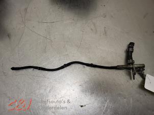 Gebruikte Brandstofleiding Fiat Doblo Cargo (263) 1.3 D Multijet Prijs € 15,75 Margeregeling aangeboden door C&J Bedrijfsauto's & Onderdelen