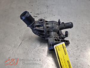 Gebruikte Thermostaathuis Ford Transit Custom 2.0 TDCi 16V Eco Blue 130 Prijs € 21,00 Margeregeling aangeboden door C&J Bedrijfsauto's & Onderdelen