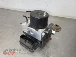 Gebruikte ABS Pomp Opel Combo 1.3 CDTI 16V ecoFlex Prijs € 36,75 Margeregeling aangeboden door C&J Bedrijfsauto's & Onderdelen