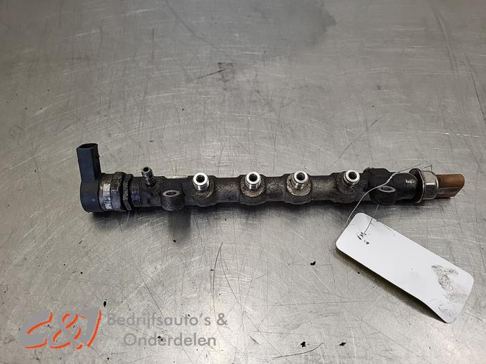 Gebruikte Common rail (Injectie) Volkswagen Crafter 2.0 TDI 16V Prijs € 26,25 Margeregeling aangeboden door C&J Bedrijfsauto's & Onderdelen
