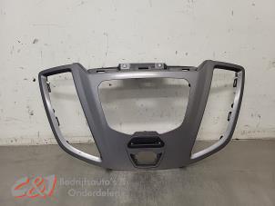 Gebruikte Radio omlijsting Ford Transit 2.2 TDCi 16V Prijs € 26,25 Margeregeling aangeboden door C&J Bedrijfsauto's & Onderdelen