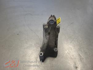 Gebruikte Motorrubber Volkswagen Crafter 2.0 BiTDI Prijs € 36,75 Margeregeling aangeboden door C&J Bedrijfsauto's & Onderdelen